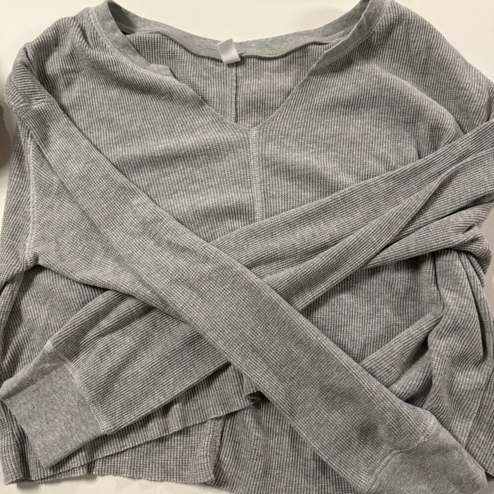BP Grey Crop Long Sleeve Lightweight Sweater